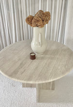 Lade das Bild in den Galerie-Viewer, Round Travertine Table
