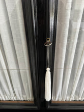 Lade das Bild in den Galerie-Viewer, 1930 Art Deco Highgloss Cabinet