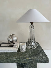 Lade das Bild in den Galerie-Viewer, French Crystal Table Lamp
