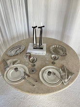 Lade das Bild in den Galerie-Viewer, French Antique Fayence Plates