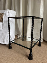 Lade das Bild in den Galerie-Viewer, Italien Regency Rope Tassel Side Table