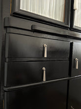 Lade das Bild in den Galerie-Viewer, 1930 Art Deco Highgloss Cabinet