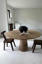 Lade das Bild in den Galerie-Viewer, Chocolate Brown Round Column Travertine Dining Table