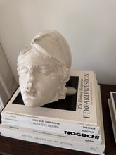 Lade das Bild in den Galerie-Viewer, Plaster Sculpture Athena