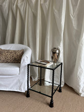 Lade das Bild in den Galerie-Viewer, Italien Regency Rope Tassel Side Table