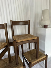 Lade das Bild in den Galerie-Viewer, Italian Oak Rush Chair