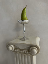Lade das Bild in den Galerie-Viewer, Antique Silver Pedestal Bowl