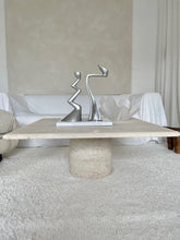Lade das Bild in den Galerie-Viewer, 70´s Angelo Mangiarotti Travertine Coffee Table