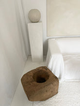 Lade das Bild in den Galerie-Viewer, Wooden Naga Tree Trunk Pot