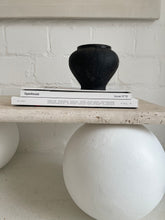 Lade das Bild in den Galerie-Viewer, Travertine Sphere Sidebord