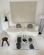 Lade das Bild in den Galerie-Viewer, Vintage black marble Martinelli Luce Metafora Coffe table