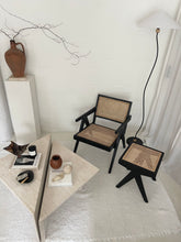 Lade das Bild in den Galerie-Viewer, Rattan cane bench Chandigarh style