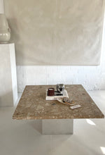 Lade das Bild in den Galerie-Viewer, Terrazzo Coffee Table
