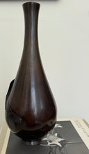 Lade das Bild in den Galerie-Viewer, Japanese Bronze Koi Vase
