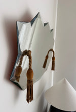 Lade das Bild in den Galerie-Viewer, French Art Deco Tassel Mirror
