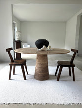 Lade das Bild in den Galerie-Viewer, Round Column Travertine Dining Table
