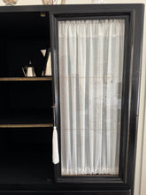 Lade das Bild in den Galerie-Viewer, 1930 Art Deco Highgloss Cabinet
