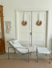 Lade das Bild in den Galerie-Viewer, Genni Chair &amp; Ottomane Gabriele Mucchi for Zanotta
