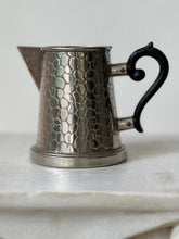 Lade das Bild in den Galerie-Viewer, Pewter Milk Jug
