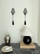 Lade das Bild in den Galerie-Viewer, Pewter Tassel Wall Sconces
