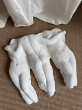 Lade das Bild in den Galerie-Viewer, Three Graces Plaster Wall Relief
