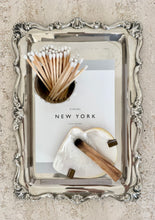 Lade das Bild in den Galerie-Viewer, Silver Plated Tray

