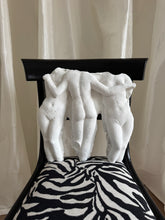 Lade das Bild in den Galerie-Viewer, Three Graces Plaster Wall Relief

