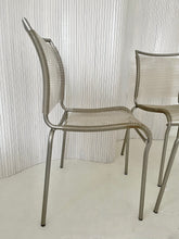 Lade das Bild in den Galerie-Viewer, Vintage Spaghetti Chairs
