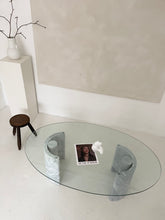 Lade das Bild in den Galerie-Viewer, Vintage marble glass coffee table oval
