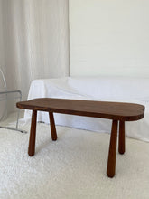 Lade das Bild in den Galerie-Viewer, Brutalist Organic Wooden Table
