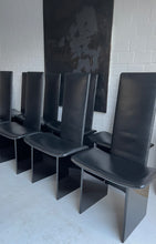 Lade das Bild in den Galerie-Viewer, Postmodern Kazuhide Takahama Chairs
