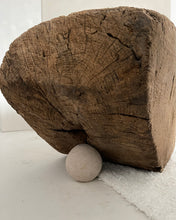 Lade das Bild in den Galerie-Viewer, Wooden Naga Tree Trunk Pot
